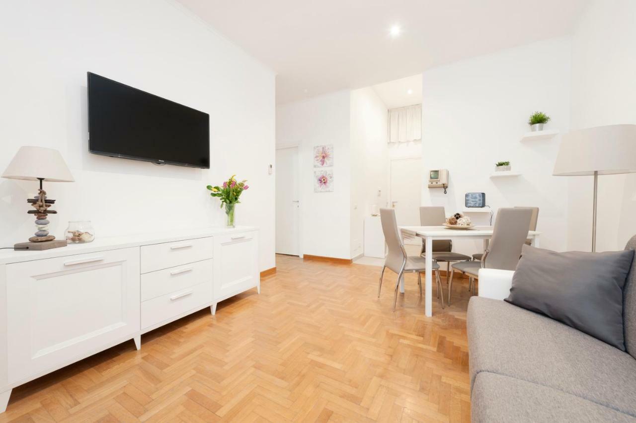 White Flat Labicana Rome Buitenkant foto